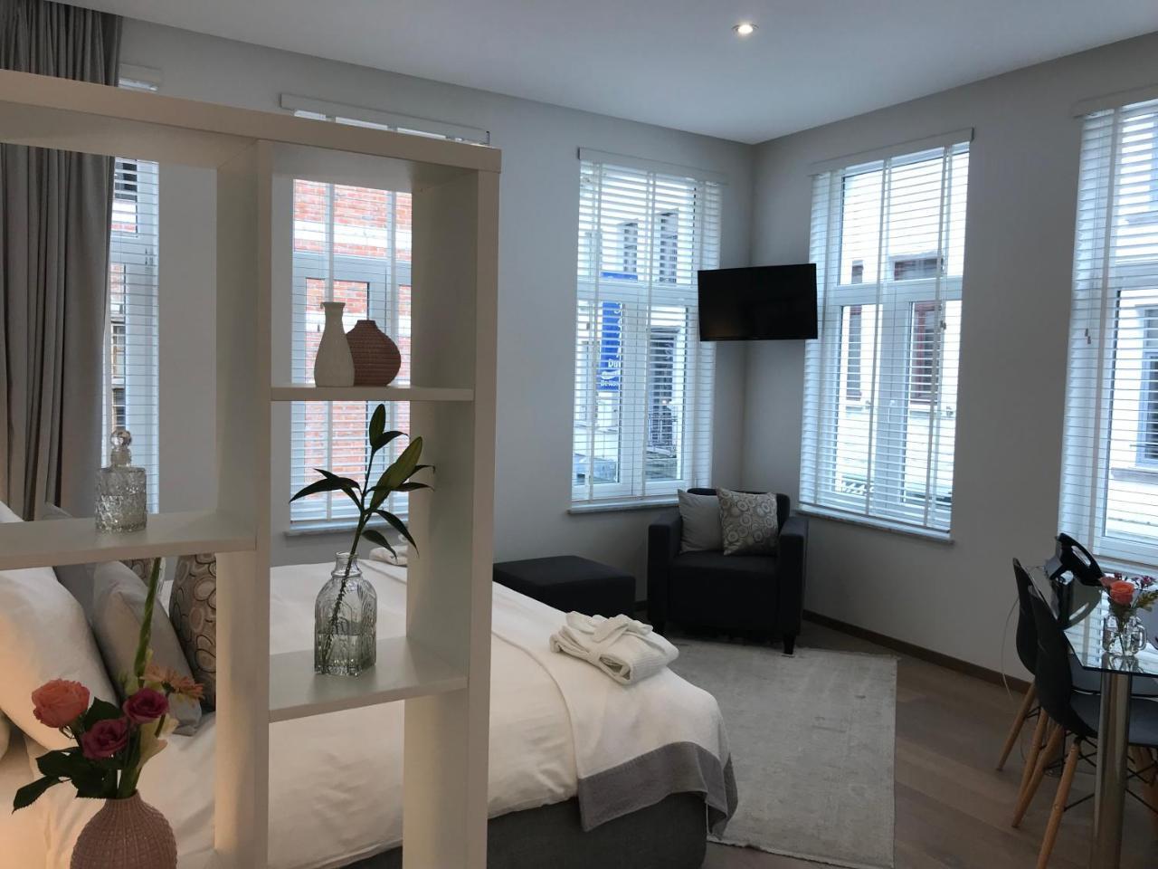 Antwerp Business Suites Экстерьер фото